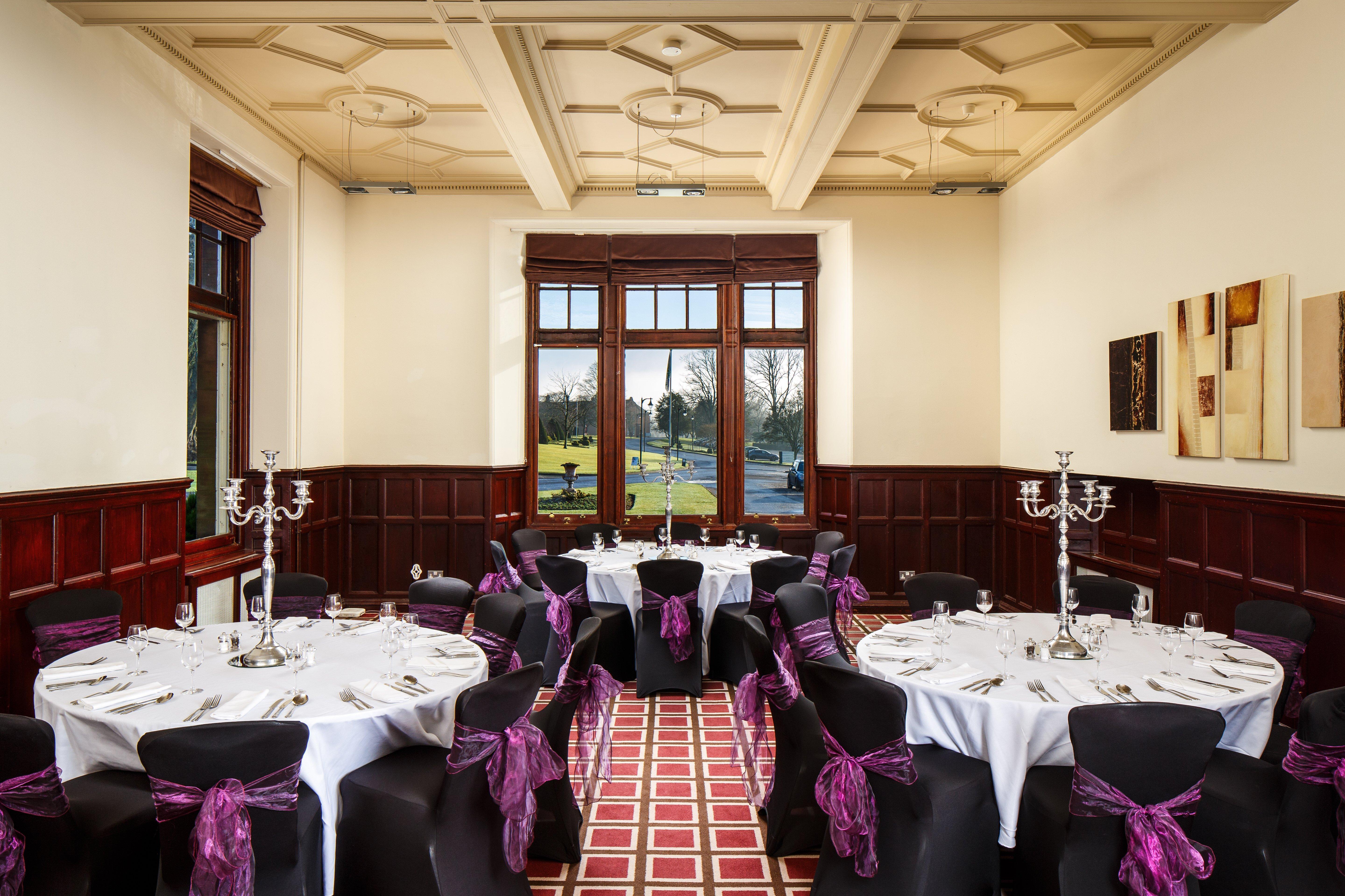 Holiday Inn Dumfries By Ihg Eksteriør billede