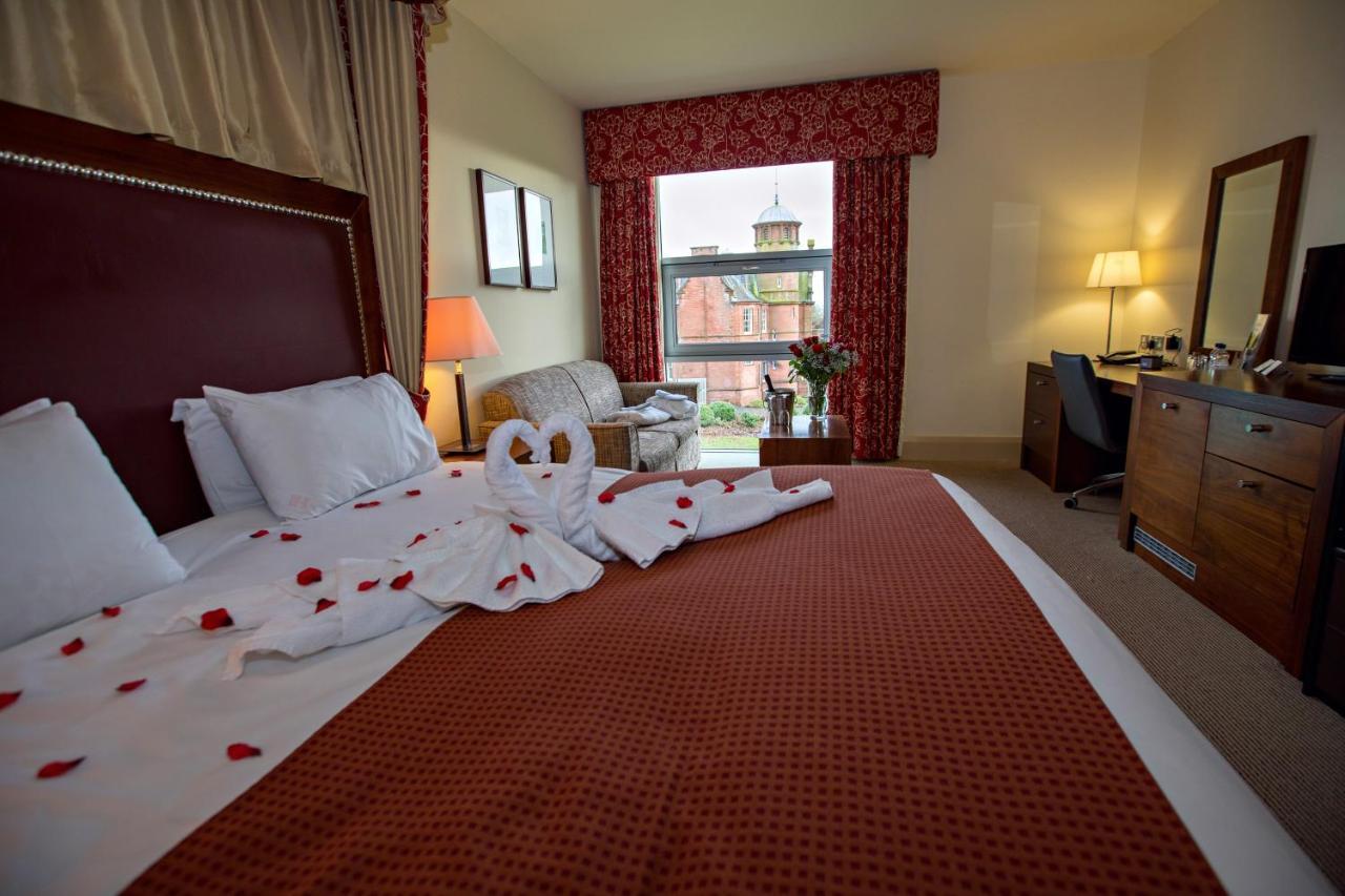 Holiday Inn Dumfries By Ihg Eksteriør billede