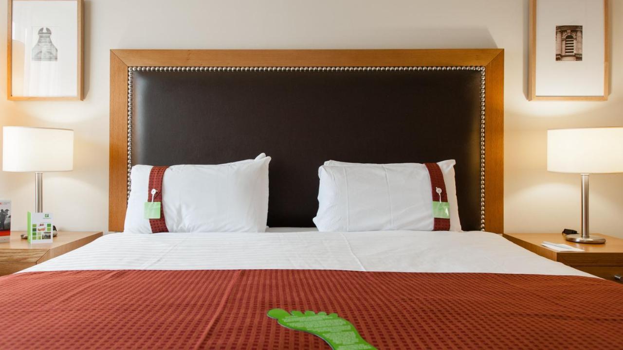 Holiday Inn Dumfries By Ihg Eksteriør billede